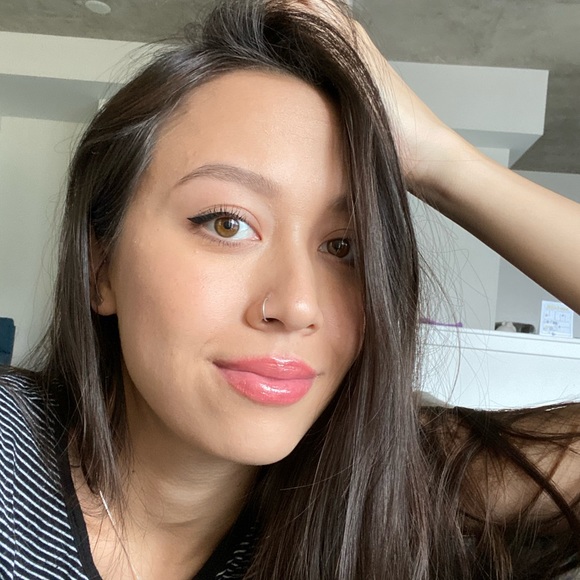 Meet your Posher, Katie - Picture 1 of 1